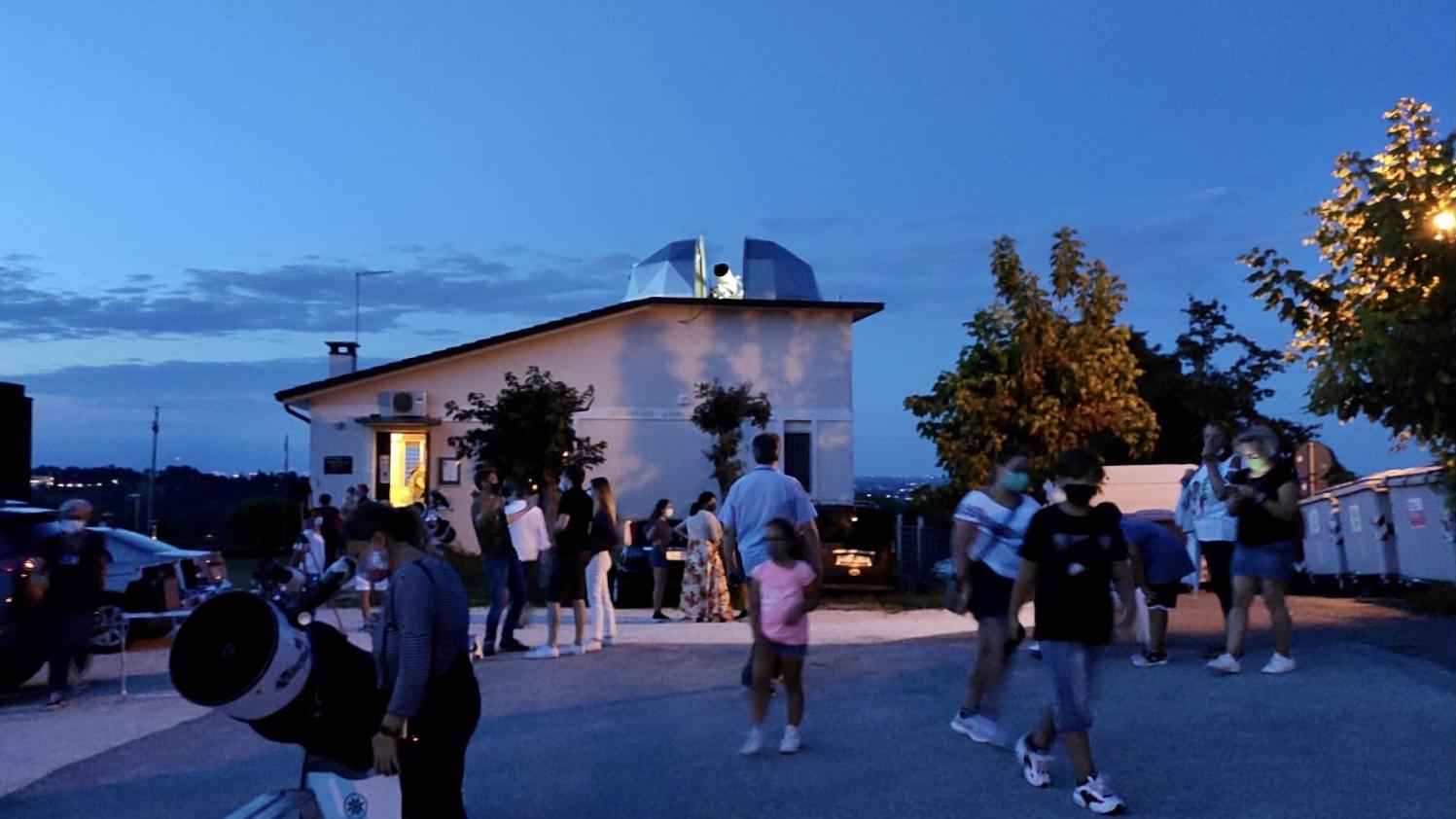 Serata aperta per l’osservazione del cielo